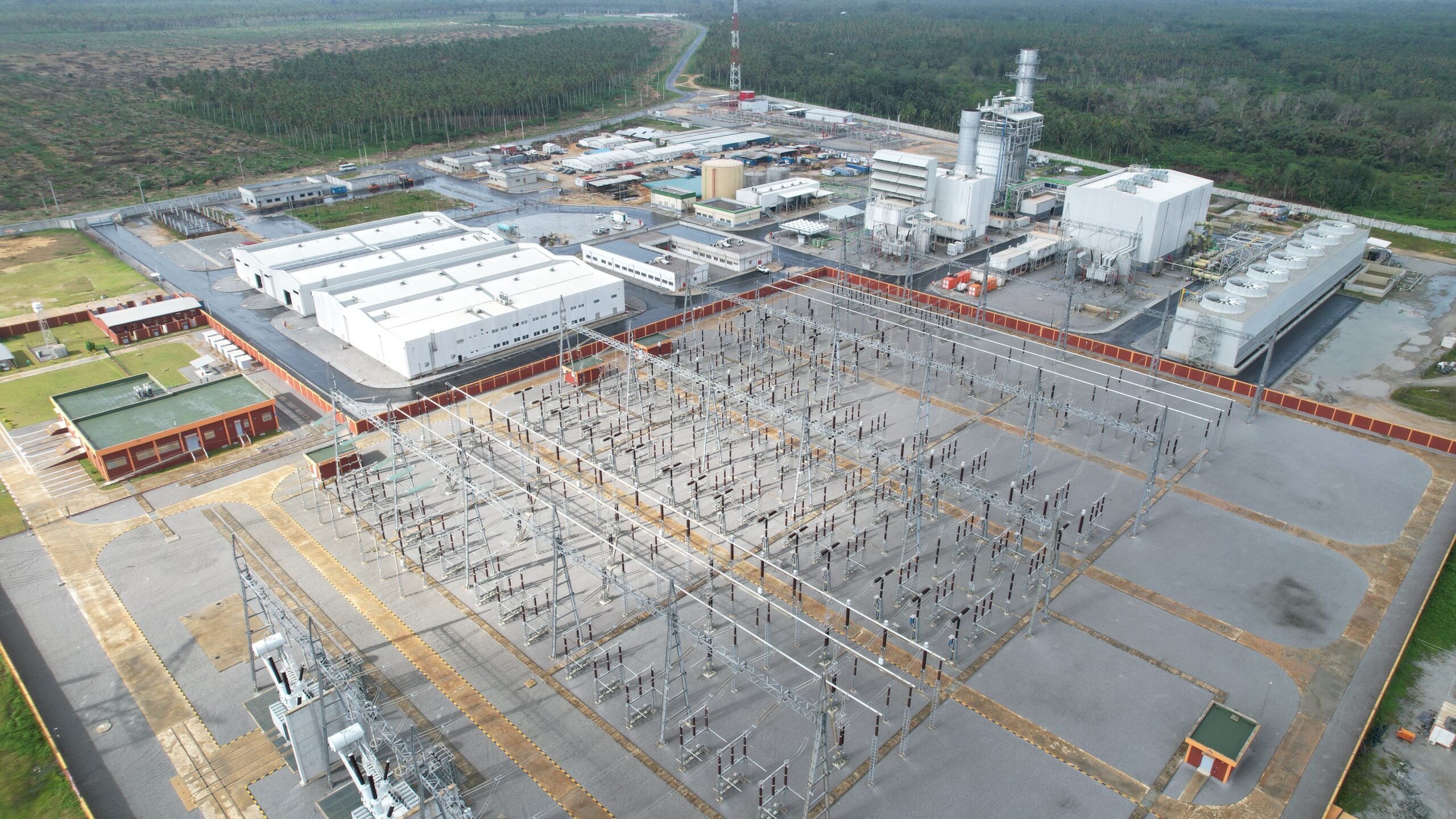 Vue aérienne Centrale Atinkou